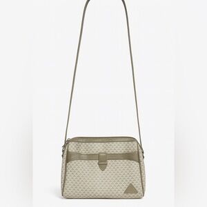 Liz Claiborne Classic Tan Purse Shoulder Bag – Retro 1980s Style